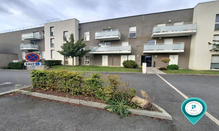 APPARTEMENT DE 24 M² HABITABLE AVEC PARKING PRIVATIF ET CAVE.