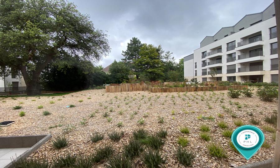 A CAEN QUARTIER HASTINGS - APPARTEMENT 3 PIECES AVEC BALCON, CAVE ET PARKING PRIVATIF
