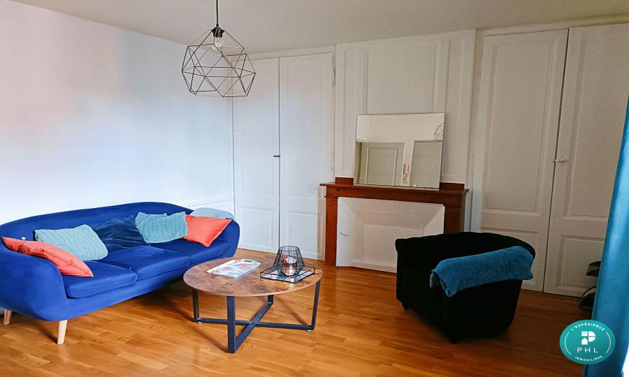 AU COEUR DU QUARTIER HISTORIQUE APPARTEMENT 3 PIÈCES 62 M²