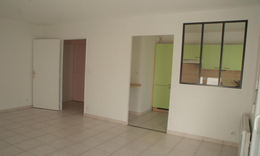 A CAEN BEAULIEU, APPARTEMENT DE 47.54 M² AVEC BALCON ET PARKING