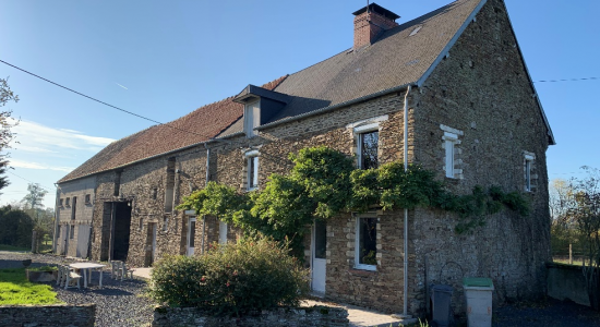 Acquisition d'un corps de ferme à Cahagnes - Gestion, vente et location de biens immobiliers autour de Caen Image Acquisition d'un corps de ferme à Cahagnes