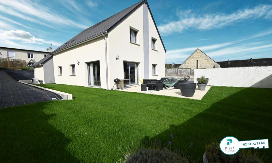MAISON RÉCENTE RT2012 6 PIECES DE 137 M² AVEC GARAGE SUR UN TERRAIN DE 595 M².