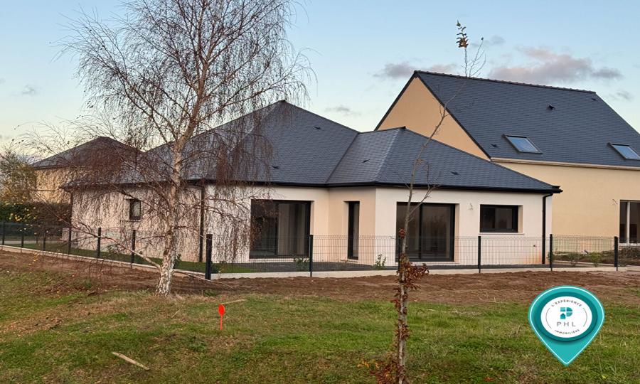 MAISON DE PLAIN-PIED 5 PIECES DE 104 M² AVEC GARAGE