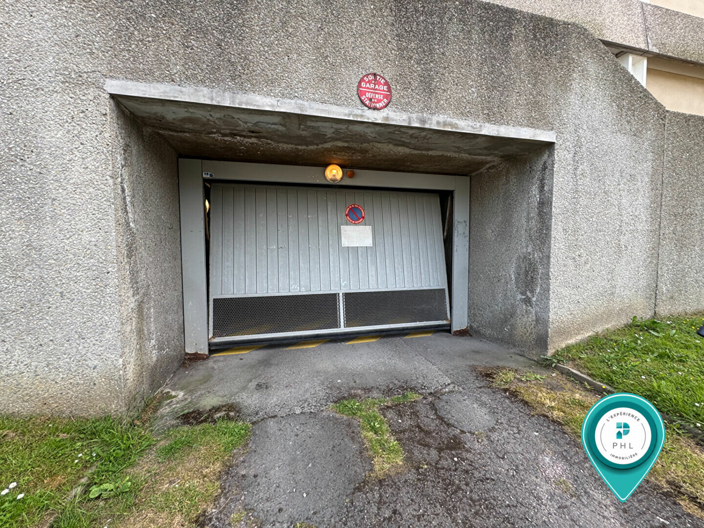Hérouville-Saint-Clair, Résidence Iéna | Garage sécurisé de 5 m² - PHL Immobilier